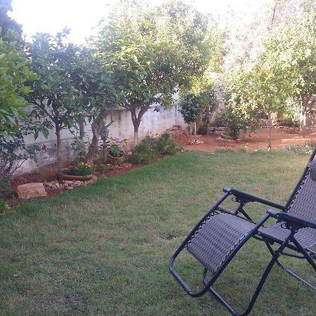 Sabba'S Apartment Kfar Saba Esterno foto